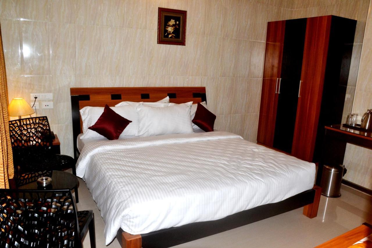 Peace Inn Chennai Extérieur photo