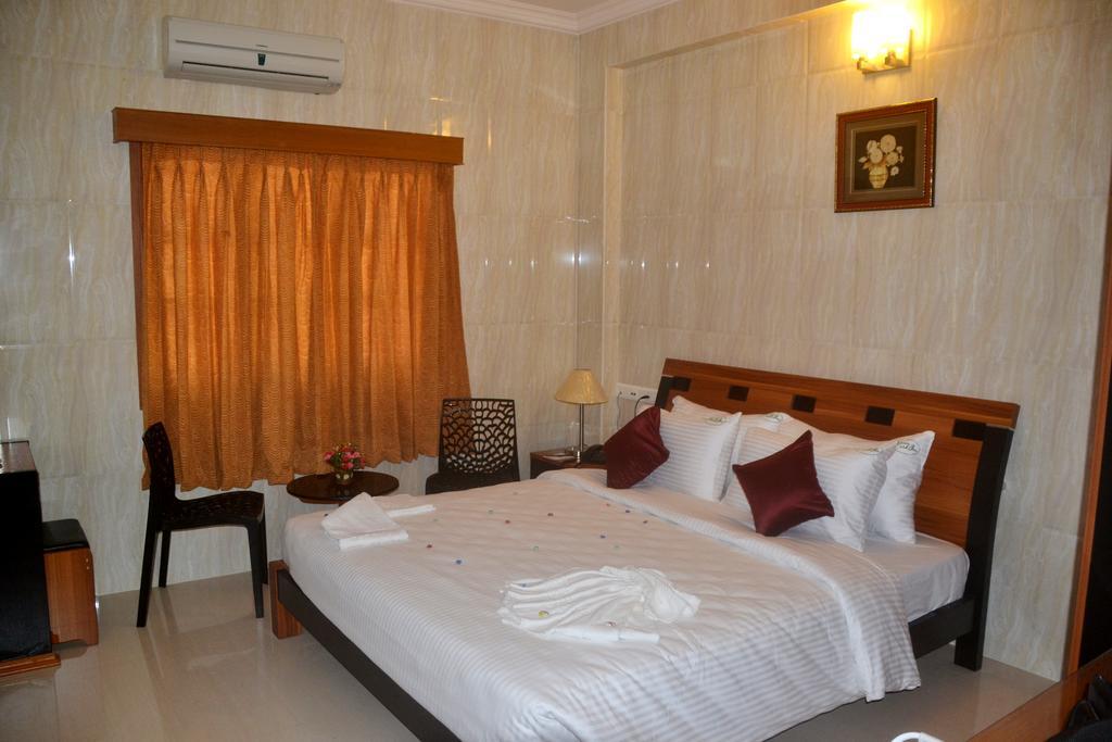 Peace Inn Chennai Extérieur photo