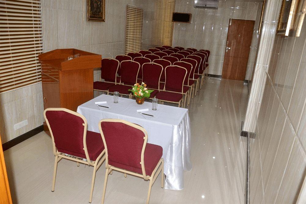 Peace Inn Chennai Extérieur photo