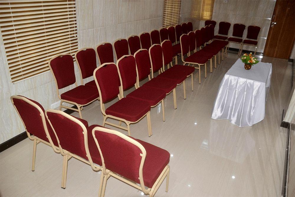 Peace Inn Chennai Extérieur photo