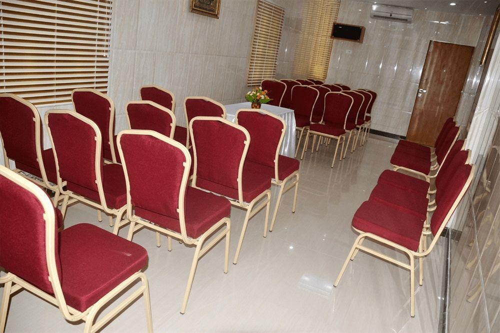 Peace Inn Chennai Extérieur photo