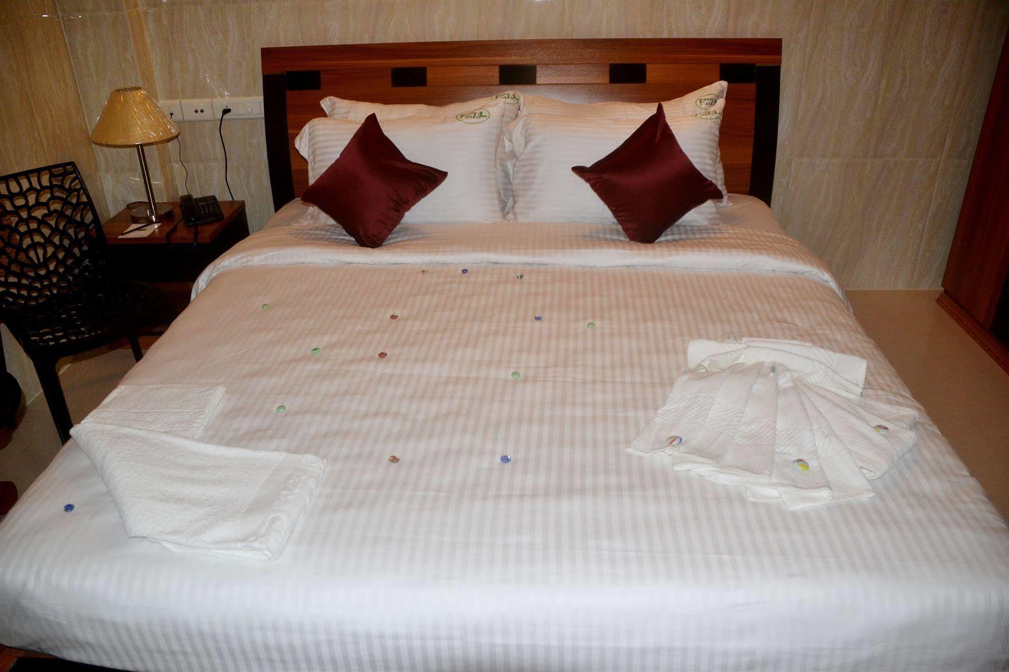 Peace Inn Chennai Extérieur photo
